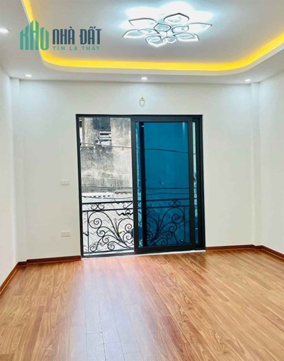 Bán nhà ngõ Xuân Thủy, Cầu Giấy 48m2 giá 4.95 tỷ, 5 tầng, 4PN, MT 3m