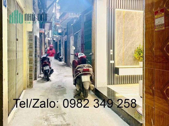 Bán nhà ngõ Bạch Mai, Hai Bà Trưng 42m2 giá 4.45 tỷ, 5 tầng, 4PN, MT 3m