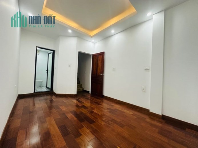 Bán nhà ngõ Bạch Mai, Hai Bà Trưng 42m2 giá 4.45 tỷ, 5 tầng, 4PN, MT 3m