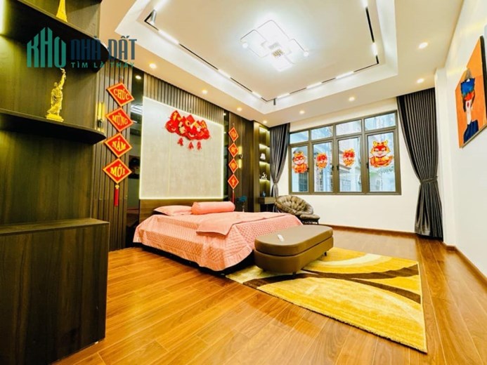 Bán nhà ngõ Lê Trọng Tấn, Hoàng Mai 45.5m2 giá 4.85 tỷ, 5 tầng, 4PN, MT 3.5m
