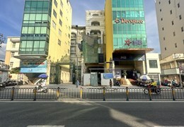 Bán Toà Nhà Văn Phòng Ngân Hàng MT Đinh Tiên Hoàng- 10x51m Hầm 10 Tầng- HĐT 400Trieu- Bán 75 Tỷ