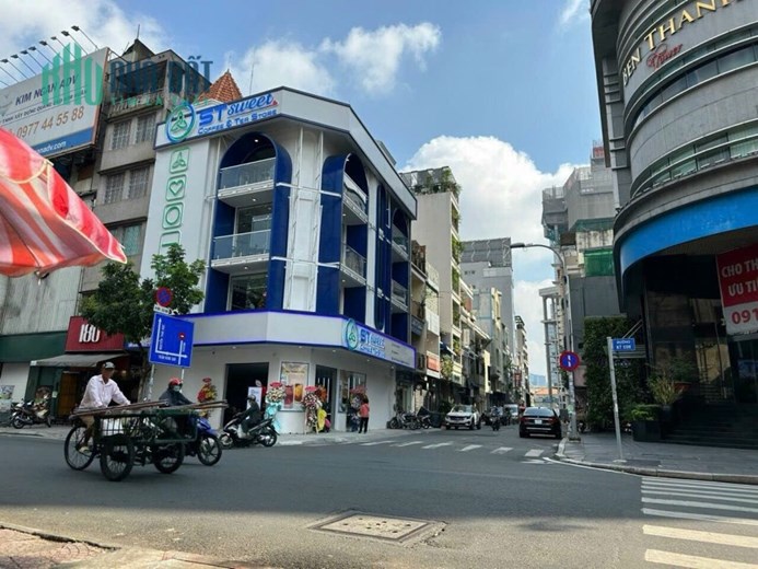 Góc 2MT Ngay Chợ Bến Thành_ Ký Con - Đặng Thị Nhu Quận 1- HĐT 200Tr- DT 7x19m 4 Tầng- Bán 50 Tỷ