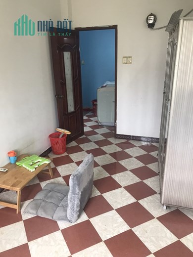 Phòng trọ cho thuê có máy lạnh , có máy giặt , 4 Cửa Sổ Lớn, thoáng mát , ánh sáng tự nhiên.