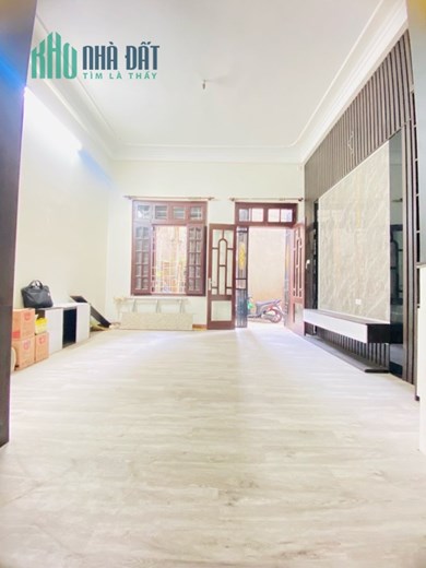 Tôi bán căn nhà Phố Đại La 3 Phòng ngủ, Sát Phố, Trung Tâm Quận Hai Bà TRưng, Kinh doanh online