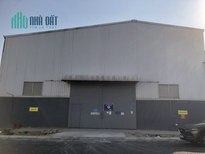 CHO THUÊ 2000m2 KHO, XƯỞNG GẦN CCN CẦU GÁO. ĐAN PHƯỢNG HN