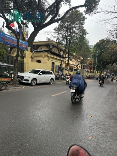 Siêu Vip, Bán Nhà Cửa Bắc, 62M, 4 Tầng, Mặt Tiền Rộng, Hướng Nam, Thoáng Mát, Ngõ Ô Tô, 18.4 Tỷ