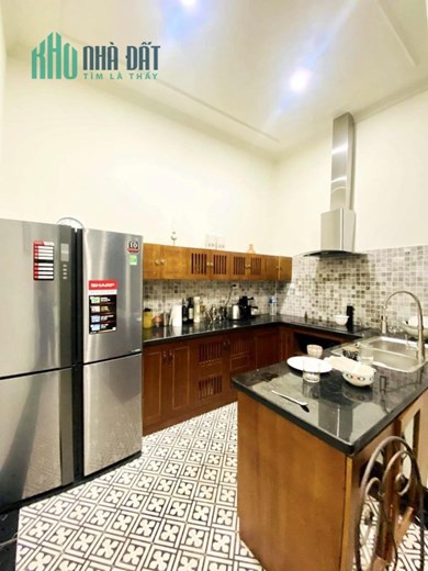 Siêu Vip, Bán Nhà Cửa Bắc, 62M, 4 Tầng, Mặt Tiền Rộng, Hướng Nam, Thoáng Mát, Ngõ Ô Tô, 18.4 Tỷ