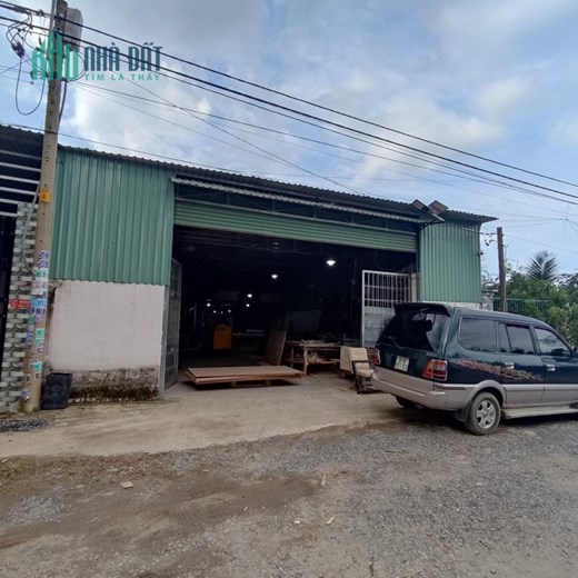BÁN XƯỞNG 433M2 FULL THỔ NGAY NGÃ TƯ TÂN QUY  TRUNG AN CỦ CHI.
