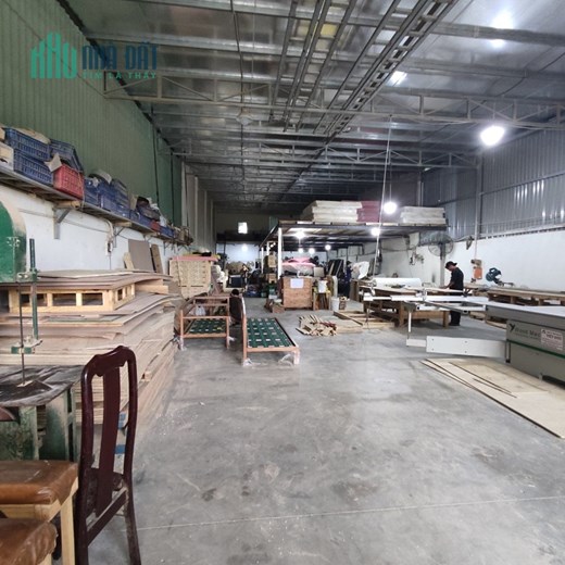 BÁN XƯỞNG 433M2 FULL THỔ NGAY NGÃ TƯ TÂN QUY  TRUNG AN CỦ CHI.