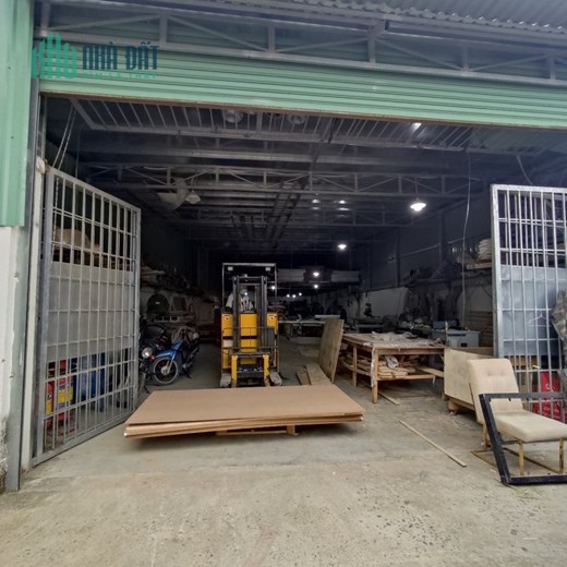 BÁN XƯỞNG 433M2 FULL THỔ NGAY NGÃ TƯ TÂN QUY  TRUNG AN CỦ CHI.