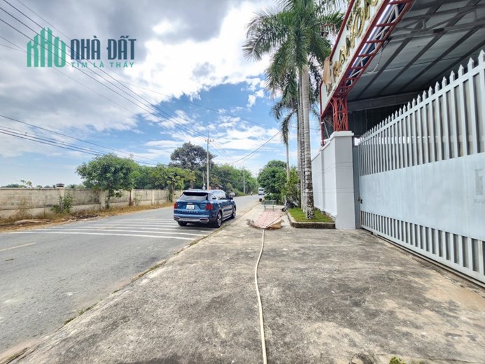 CẦN BÁN XƯỞNG ĐƯỜNG XE CÔNG TRÁNH NHAU HƠN 1300M2 FULL THỔ PHÚ MỸ HƯNG CỦ CHI