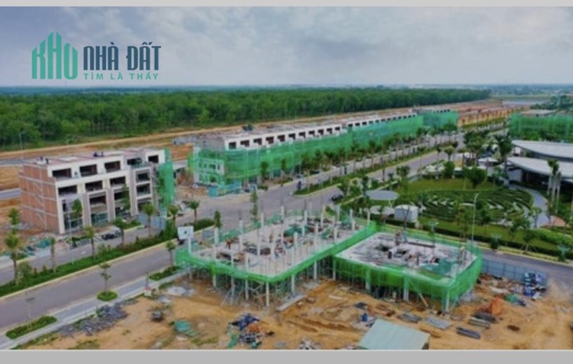Cần bán nền B20 tại Gem Sky World, có sổ Hồng sang tên ngay, xây dựng liền