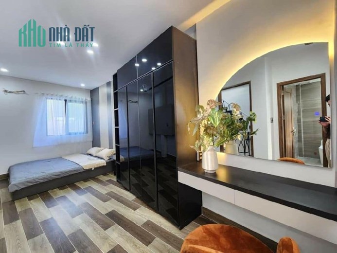 CHÀO BÁN NHÀ 3 TẦNG 3 MÊ THIẾT KẾ NHƯ VILLA CÓ HỒ BƠI TRẦN CAO VÂN