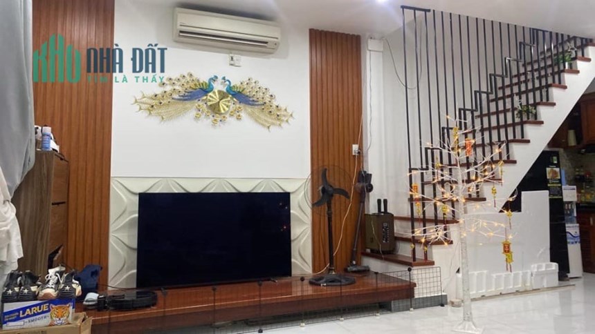 NHỈNH 2 TỶ - NHÀ TRUNG TÂM TP - 2 TẦNG MỚI - ĐƯỜNG 2,5m TRẦN CAO VÂN - THANH KHÊ.