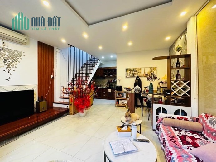 NHỈNH 2 TỶ - NHÀ TRUNG TÂM TP - 2 TẦNG MỚI - ĐƯỜNG 2,5m TRẦN CAO VÂN - THANH KHÊ.