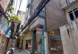 MẶT NGÕ THÔNG KINH DOANH, 3 BƯỚC RA HỒ ĐẦM TRÒN – Nhà 4 tầng 135 Đội Cấn 21m chỉ 2.5 tỷ