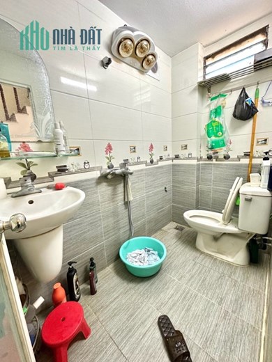 Nhà Đẹp-Việt Hưng-Mặt Ngõ Ô Tô-Thông Tứ Tung-Gần Phố-Kinh Doanh-Sầm Uất- 51m2- 5,5 Tỷ