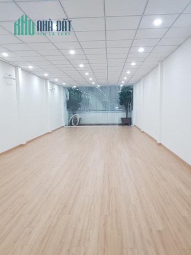 Mặt tiền Phó Cơ Điều, Phường 6, Quận 11, 3 tầng, Kinh doanh, chỉ 26 tỷ.