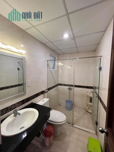 Cho thuê căn hộ cao cấp Giai Việt, Tạ Quang Bửu, Phường 5, Quận 8