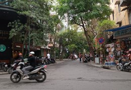 PHỐ VIP NGUYÊN HỒNG VỈA HÈ RỘNG DIỆN TÍCH 44M * 5T * MT4M 14.8TỶ