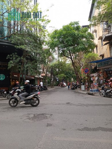PHỐ VIP NGUYÊN HỒNG VỈA HÈ RỘNG DIỆN TÍCH 44M * 5T * MT4M 14.8TỶ
