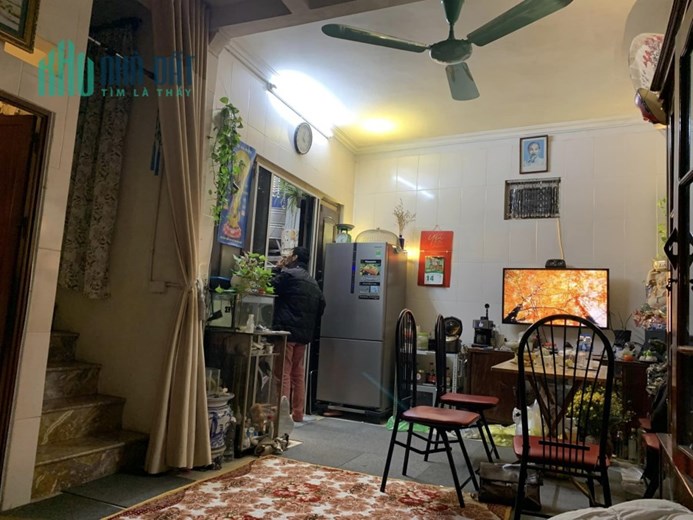 Nhà ĐẸP 3 tầng Hàng Giấy – 33m Mt4m chỉ 5.68 tỷ - NGÕ NÔNG SÁNG SẠCH