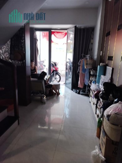 Nhà đẹp giá 2ty98 rẻ nhất ngay  Trung Tâm khu vực Q.7