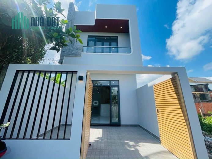 Nhà 1 lầu 4,9x14m,khu phố 2,phường 6,TP. Mỹ Tho,Tiền Giang