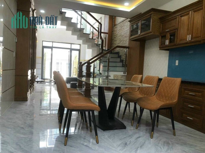 bán nhà thạnh lộc, quận12. ngay cao đẳng điện lực