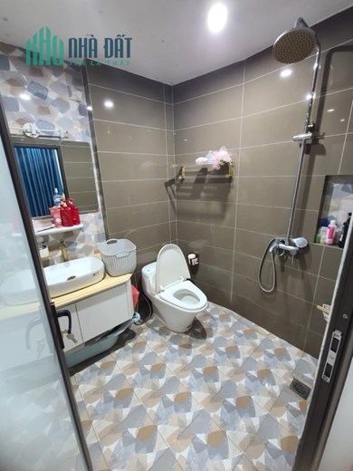 NHÀ ĐẸP THÁI HÀ 50M 5 TẦNG THANG MÁY GARA Ô TÔ KD ỔN ĐỈNH MT5M GIÁ 12.6 TỶ