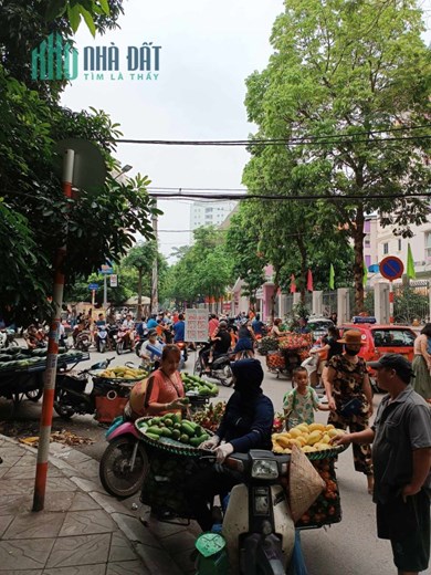 CẦN BÁN CĂN NHÀ PHỐ XUÂN LA, TÂY HỒ. KINH DOANH - Ô TÔ. 100m2*4T, Giá 42 tỷ. LH 0394902347