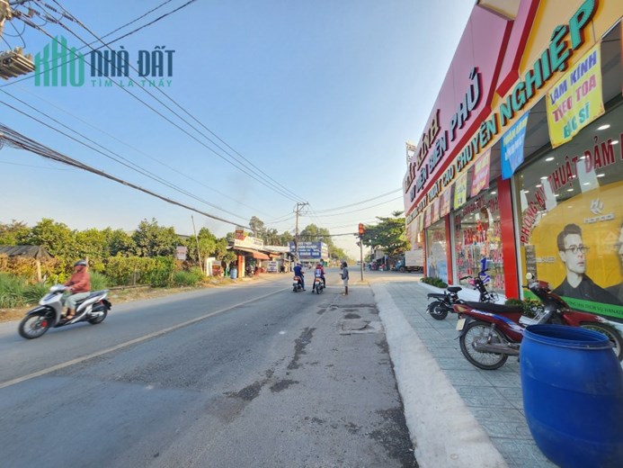 - Chủ gửi lô đất 1/ đường Nguyễn Thị Lắng , Tân Phú Trung , Củ Chi.
