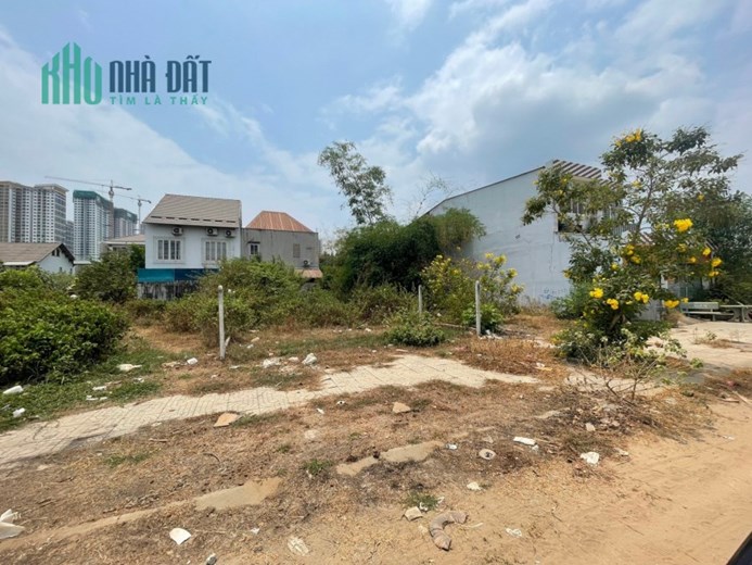 Cần Bán GẤP Lô Đất Đẹp Mặt Tiền đường Phước Thiện , Quận 9, Giá đầu tư