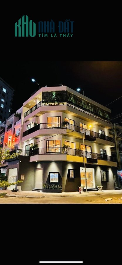 BIỆT THỰ  CỰC ĐẸP THIẾT KẾ VÔ CÙNG HIỆN ĐẠI CẢM BIẾN VÂN TAY CHÍNH CHỦ ĐỊNH CƯ BÁN GẤP!!!