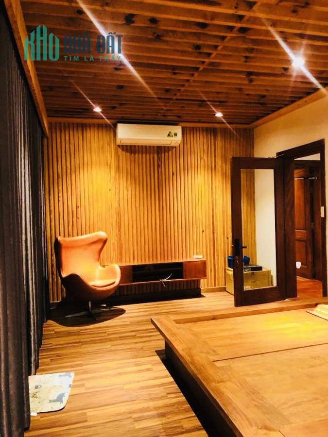BIỆT THỰ  CỰC ĐẸP THIẾT KẾ VÔ CÙNG HIỆN ĐẠI CẢM BIẾN VÂN TAY CHÍNH CHỦ ĐỊNH CƯ BÁN GẤP!!!