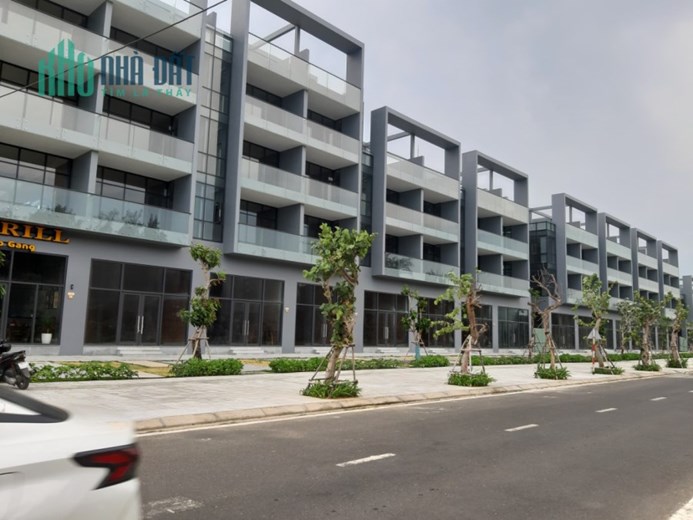 Kinh Doanh Gặp Khó Khăn Cần Sang Nhượng Lại Một Căn Nhà Wiew Biển MT Độc Lập - Phú Yên