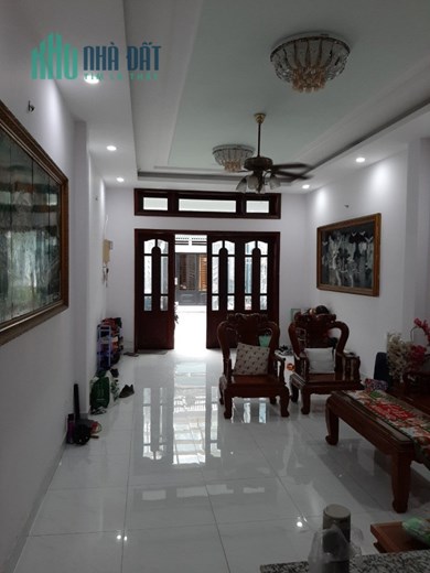 Nhà phố xinh 4.2 x 25.2m 1 trệt 3 lầu Nguyễn Thị Minh Khai Quận 1 TP.HCM