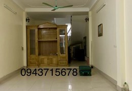 Bán nhà đường Lạc Long Quân ô tô đỗ cửa, kinh doanh 52m x 5 tầng.