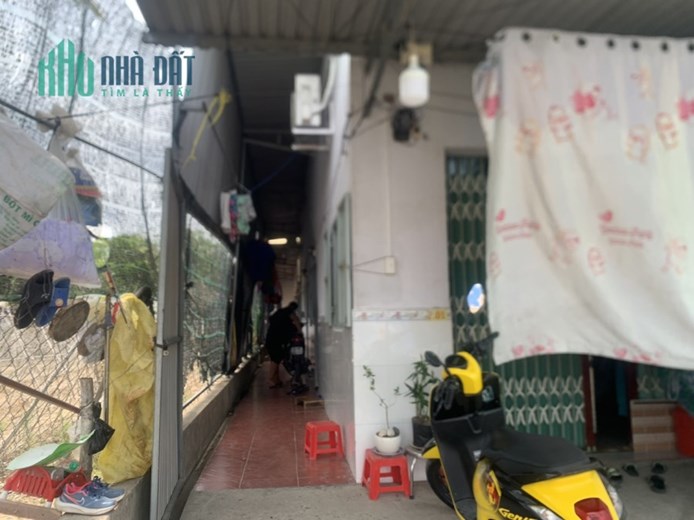 Cần Tiền Bán Gấp Nhà và Dãy Nhà Trọ Ngay TT Long Hiệp , Bến Lức , Giá Thương Lượng