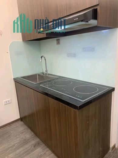 Tòa Nhà Căn Hộ – Hoàn Kiếm – Sân Thoáng Rộng – 94M x 6 Tầng – Dòng Tiền 100 tr/tháng – 21 Tỷ.