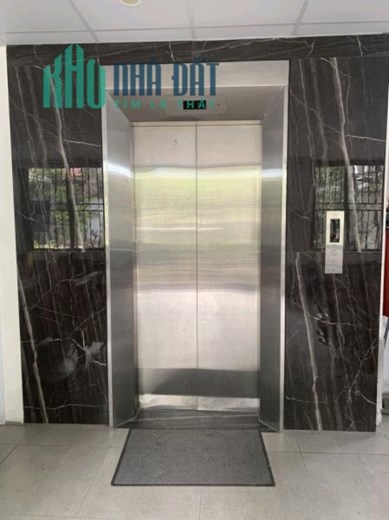 Tòa Nhà Căn Hộ – Hoàn Kiếm – Sân Thoáng Rộng – 94M x 6 Tầng – Dòng Tiền 100 tr/tháng – 21 Tỷ.