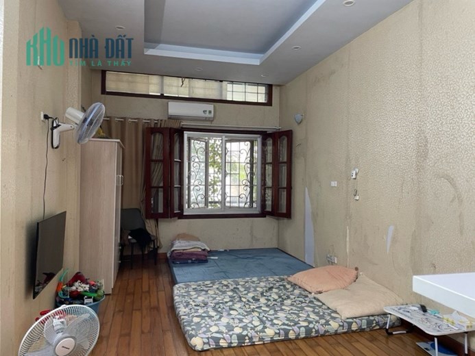 Cực Hiếm – Nhà Phố Trần Hưng Đạo – Gần Hồ Gươm – 41m x 5 Tầng – 16 tỷ