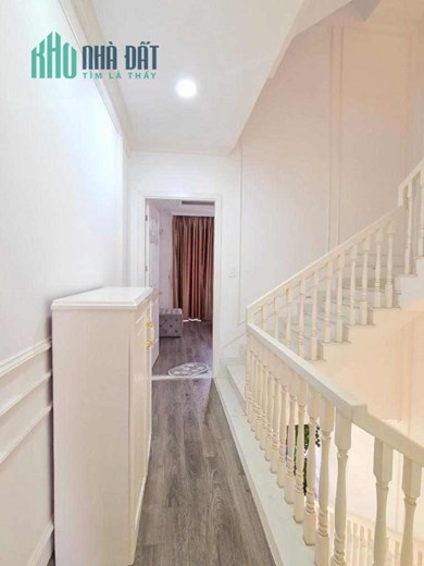 Bán thự Biệt thự Lavila, Xã Phước Kiển, Huyện Nhà Bè, DT 201m2, Giá 12ty95 TL
