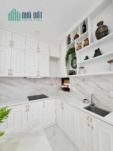Bán thự Biệt thự Lavila, Xã Phước Kiển, Huyện Nhà Bè, DT 201m2, Giá 12ty95 TL