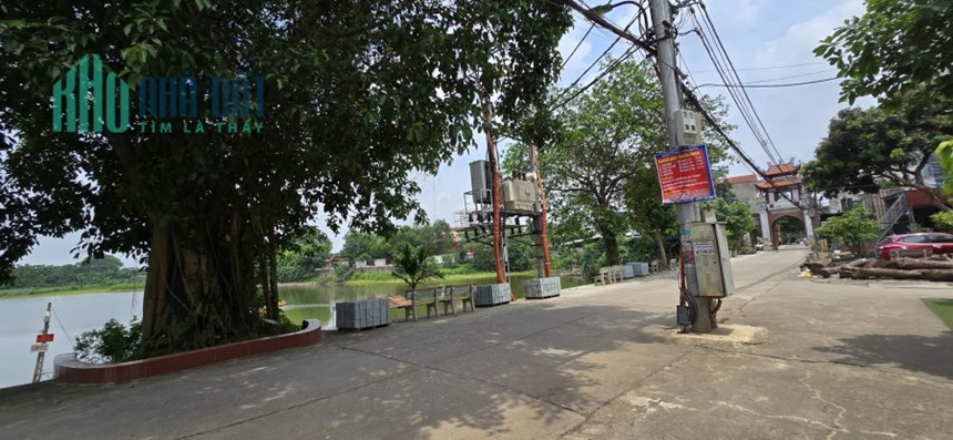 Bán đất làng Ninh Sơn,  TT Chúc Sơn, Hà Nội. MT 9.4m, 246m2, 9 tỷ