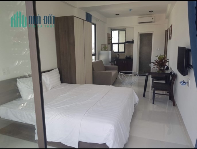 Chính Chủ Cần Bán Căn Hộ Cao Cấp Đang Cho Thuê với Dòng Tiền 160tr/tháng , Giá Cực Tốt