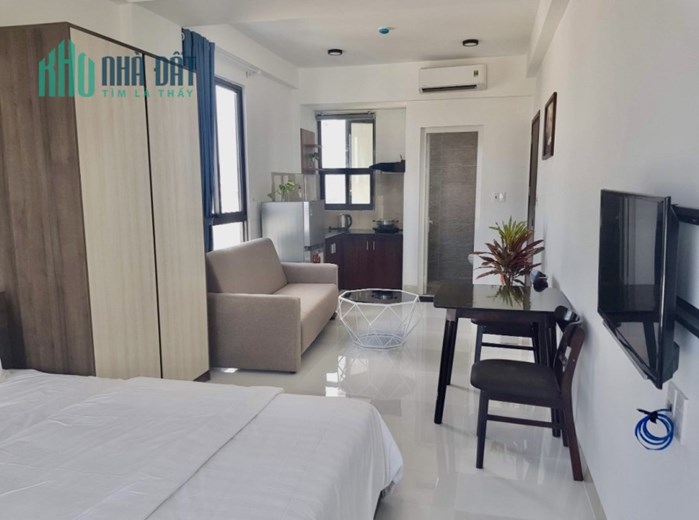 Chính Chủ Cần Bán Căn Hộ Cao Cấp Đang Cho Thuê với Dòng Tiền 160tr/tháng , Giá Cực Tốt