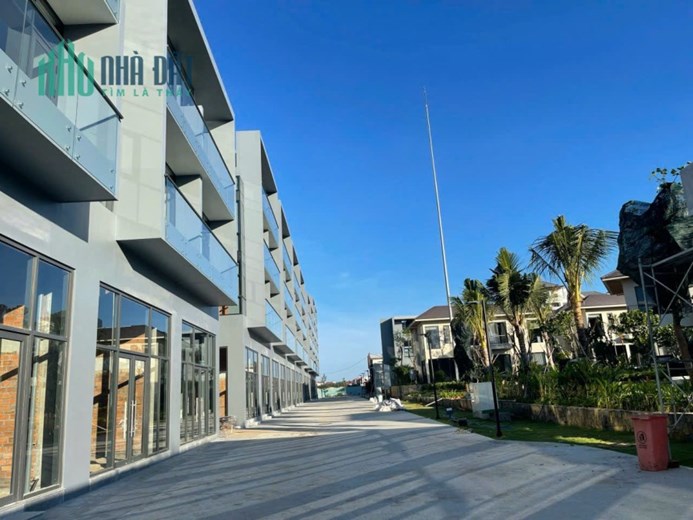 Cần Bán 2 Căn Shophouse Liền Kề MT Trần Nhân Tông Và Đường Nội Bộ