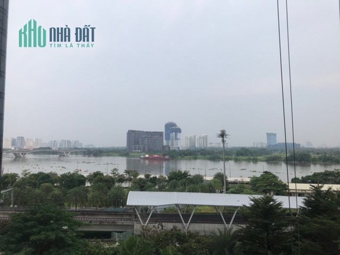 Cần bán căn hộ cao cấp 3 phòng ngủ Vinhome Golden River Quận 1 TP.HCM