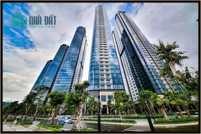 Cần bán căn hộ cao cấp 3 phòng ngủ Vinhome Golden River Quận 1 TP.HCM
